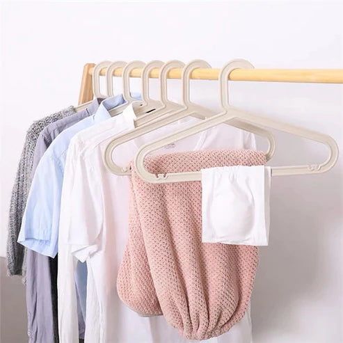 Pack of 10 - Nonslip Multipurpose Hanger.